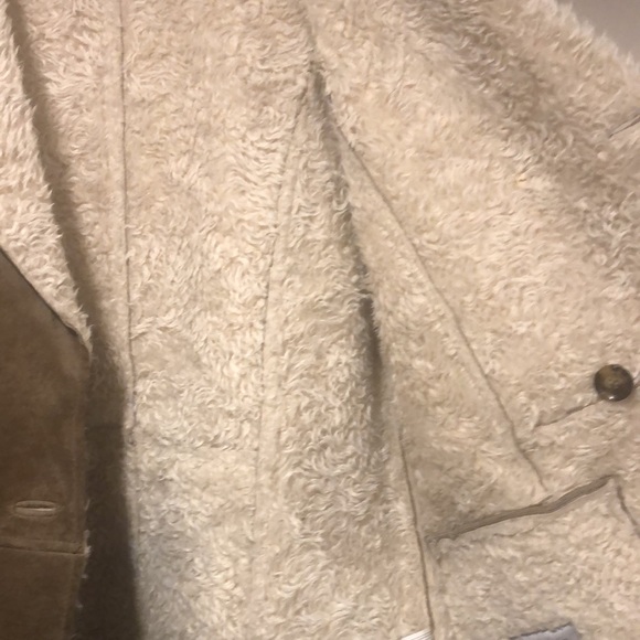 Le Chateau Suade Faux Sherling coat - Picture 4 of 4